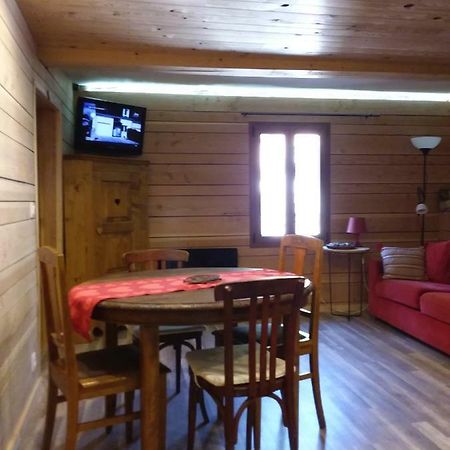 Le Woody Apartment Saint-Etienne-de-Tinee Luaran gambar